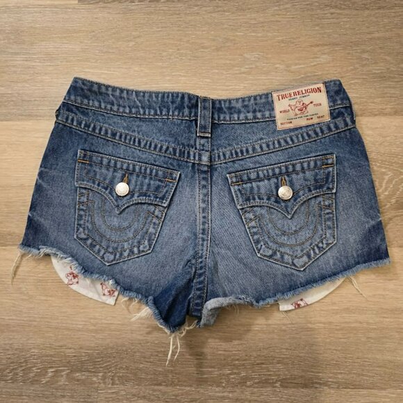 True Religion Mid Rise Booty Shorts SZ SMALL - BNWT - Picture 5 of 8